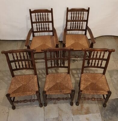 Antique Early 20th Spindleback Chairs - 2x Carvers & 3x Sidechairs